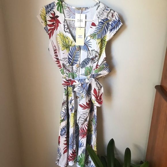 Pure Linen, NWT, Small, Hawaiian Dress - Picture 6 of 11